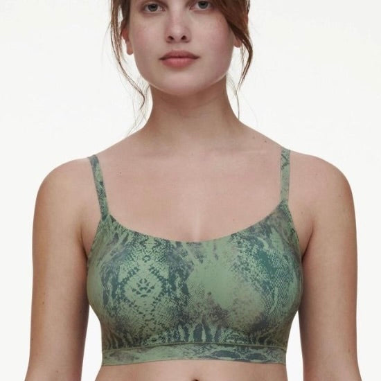 Soft Stretch Scoop Padded Bralette - Various Colours