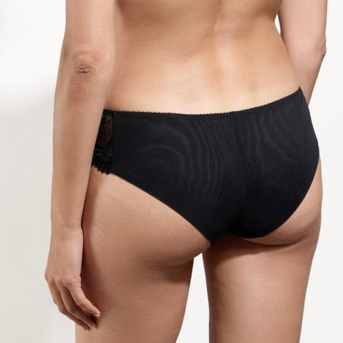 Tess Shorty - Black